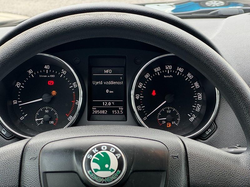 Škoda Yeti (2013) 1.2 TSI 77kW - fotka 17 z 33