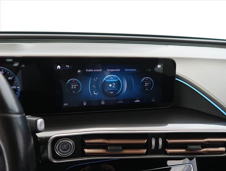 Mercedes-Benz EQC (2021) 400 4MATIC, SoH 95% - fotka 18 z 34