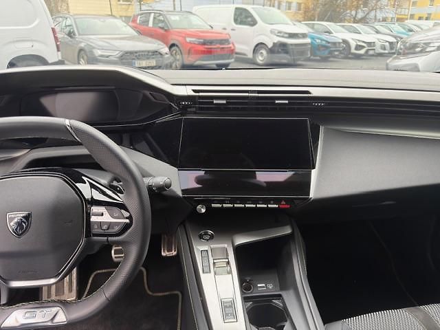Peugeot 308 (2025) SW GT Hybrid 145 e-DCS6 - fotka 4 z 7