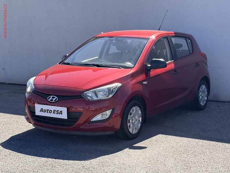 Hyundai i20 (2014) 1.2i, ČR, servis.kniha, AC - fotka 3 z 12