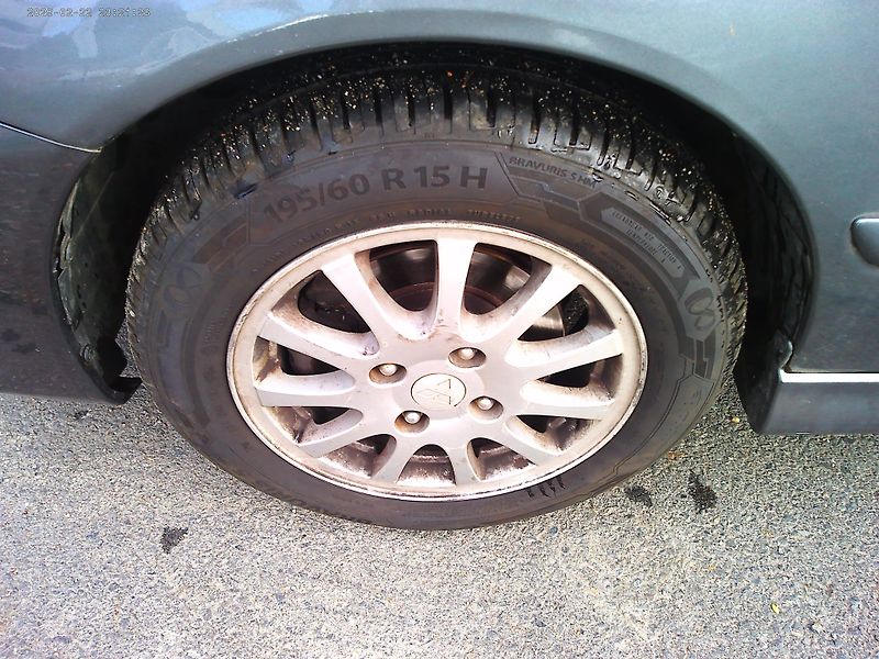 Mitsubishi Lancer 1.6 i, 72 kW, klima, nová STK - fotka 22 z 22
