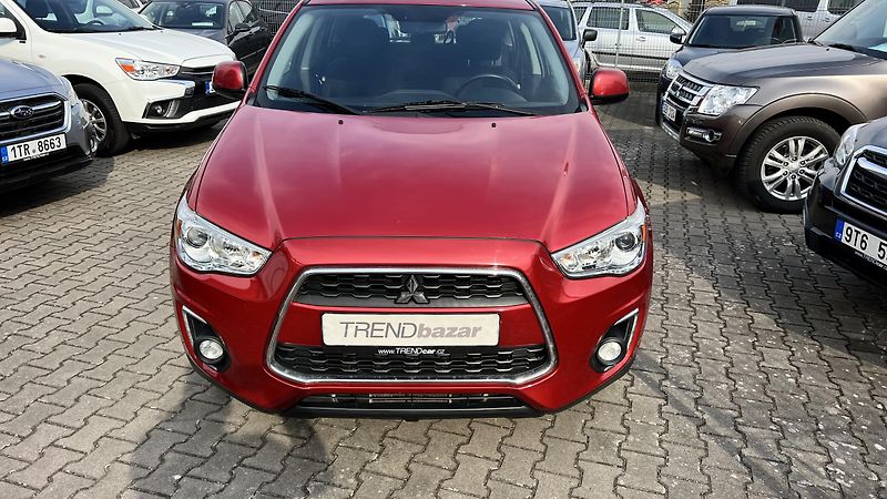 Mitsubishi ASX 1,8Di-D INVITE+ 4x4 6M/T - fotka 2 z 12