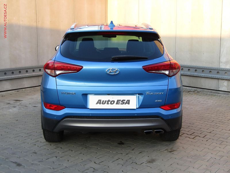 Hyundai Tucson (2015) 2.0 CRDi 4x4, ČR, Navi, xenon - fotka 5 z 21