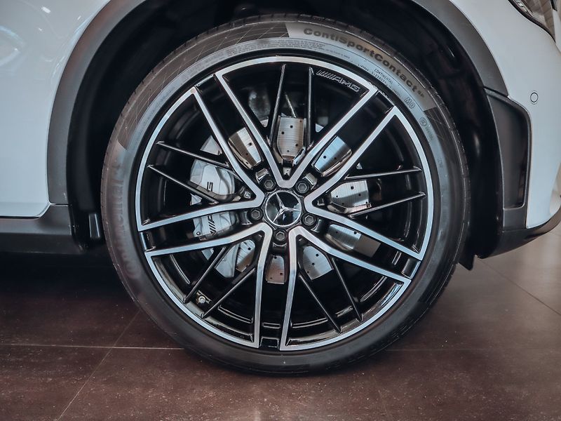 Mercedes-Benz GLC 43 AMG 4MATIC - fotka 28 z 28