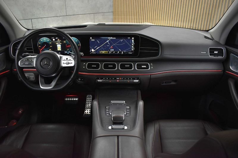 Mercedes-Benz GLS 400d AMG*TAŽNÉ*7.MÍST*DPH*ČR* - fotka 8 z 46