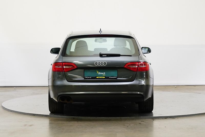 Audi A4 - fotka 6 z 27