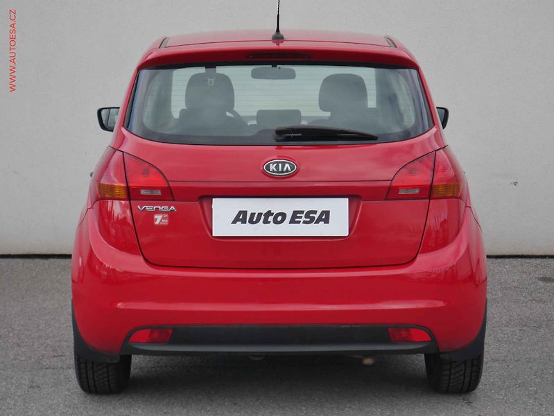 Kia Venga (2011) 1.4CVVT, 2.maj,ČR, servis - fotka 5 z 13