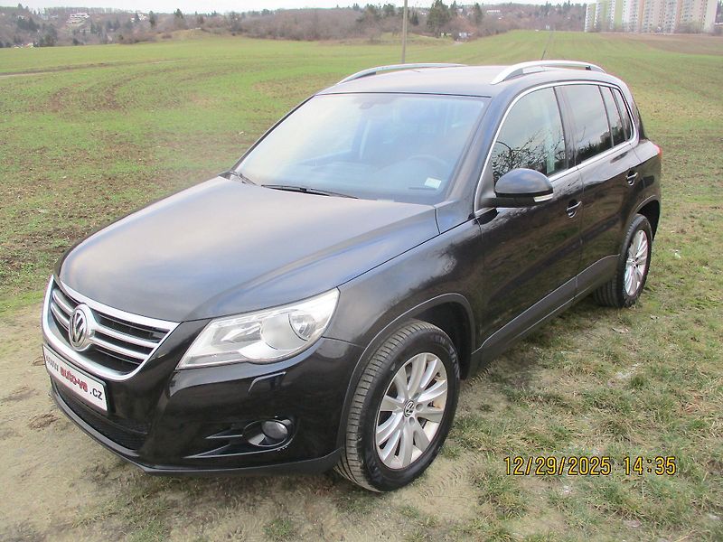 Volkswagen Tiguan 1.4TSi 4x4 VÝHŘEV NEZ.TOPENÍ - fotka 2 z 42