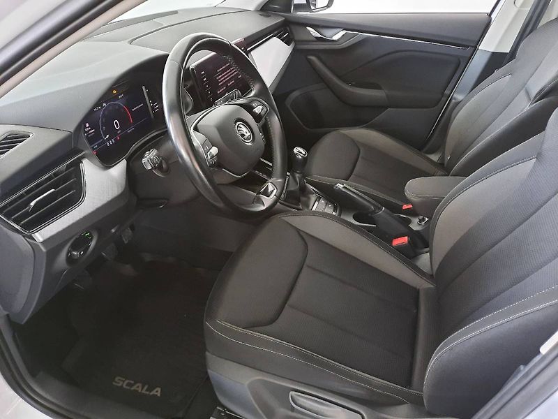 Škoda Scala (2022) Ambition 1.0 TSI (81kW/110k) - fotka 6 z 23