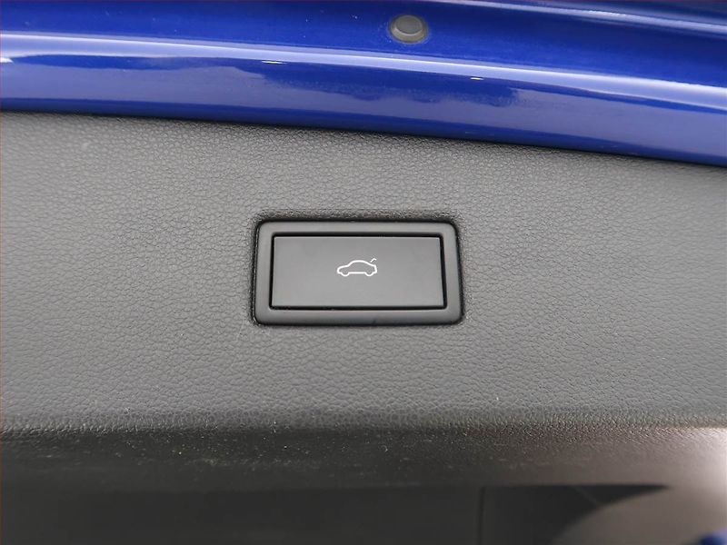 Volkswagen Tiguan (2023) R-Line 2.0 TDI - fotka 19 z 24