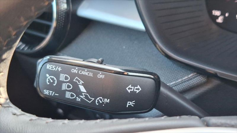 Škoda Fabia 1,0 TSi 85 Kw Top SEL ČR DPH - fotka 14 z 22