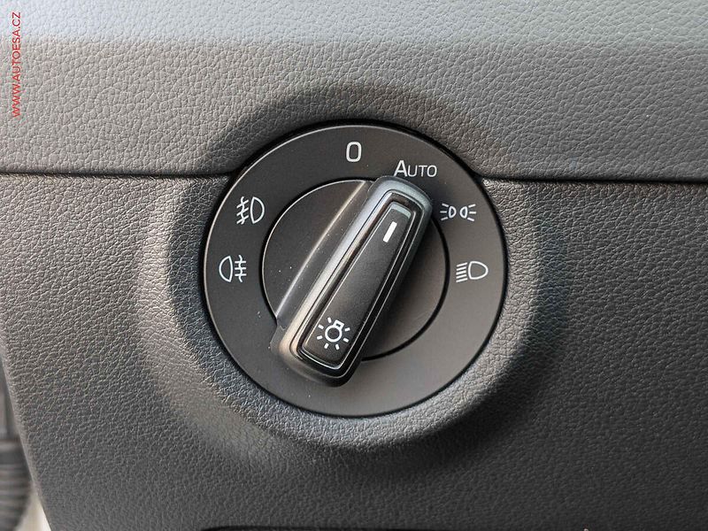 Škoda Octavia (2019) 2.0 TDi, Soleil, DSG - fotka 17 z 23