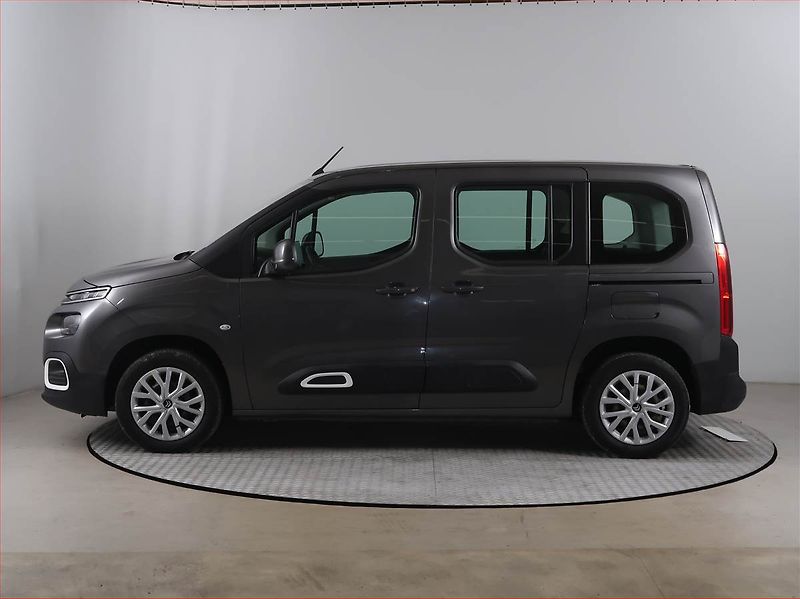 Citroën Berlingo (2020) Feel 1.5 BlueHDi, 5Míst, SR - fotka 3 z 17