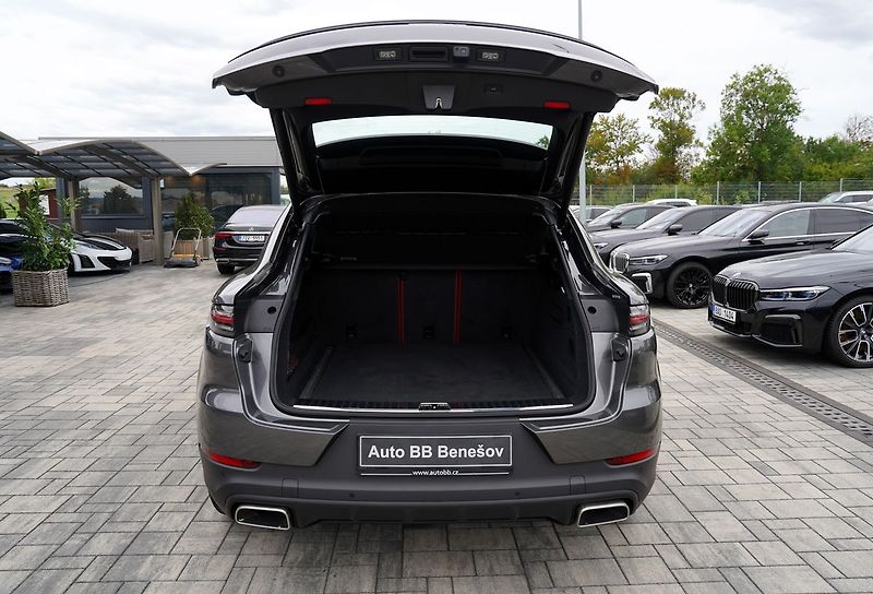 Porsche Cayenne 3.0 V6 Coupé/ČR/1.maj./340Ps - fotka 11 z 47
