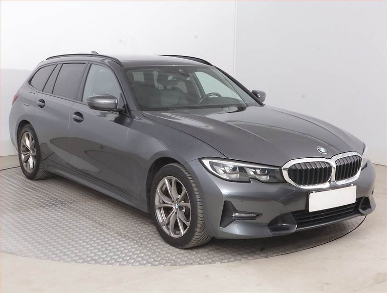 BMW Řada 3 (2021) 318 d - fotografie inzerátu