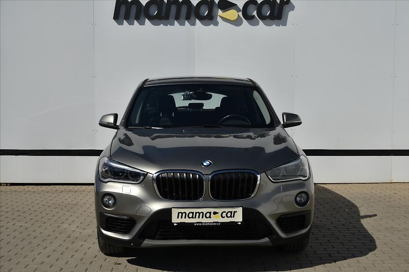 BMW X1 xDrive 20d 140kW 1.MAJITEL ČR - fotka 2 z 23