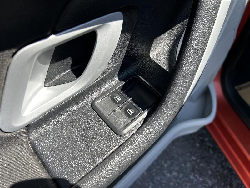 Škoda Fabia 1,6 i Automat  Klima, nová STK - fotka 12 z 50