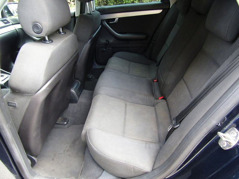 Audi A4 (2006) Avant 2.0 TDI 103kW AUTOMAT - fotka 20 z 33