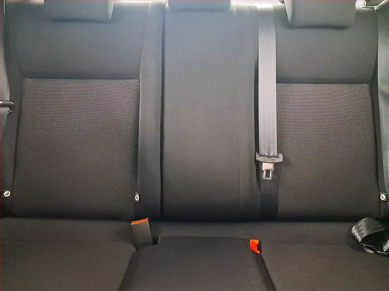 Nissan Juke (2014) 1.6 i, ČR,1.maj, Tempomat - fotka 10 z 16