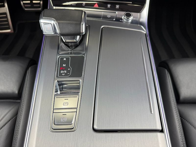 Audi A7 50TDI QUATTRO S-LINE, PANORAMA - fotka 26 z 35