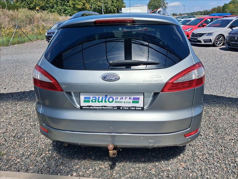 Ford Mondeo 2,0 103kw - fotka 6 z 13