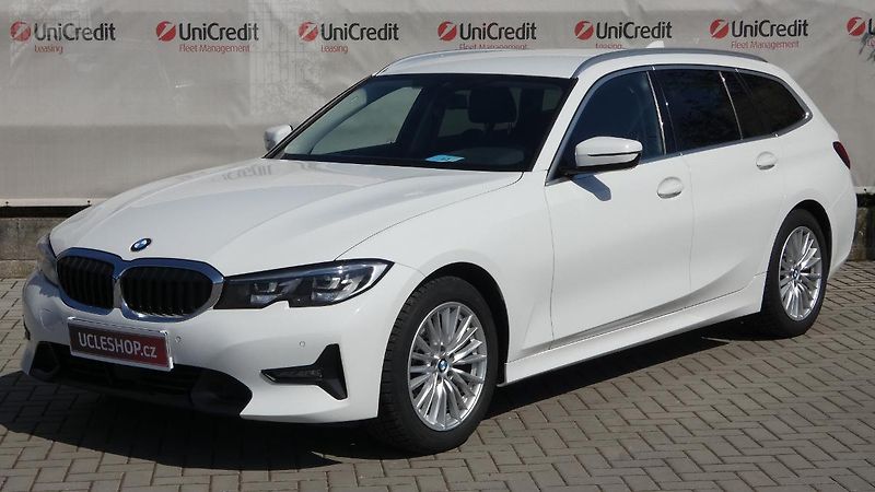 BMW Řada 3 318d Touring - fotografie inzerátu