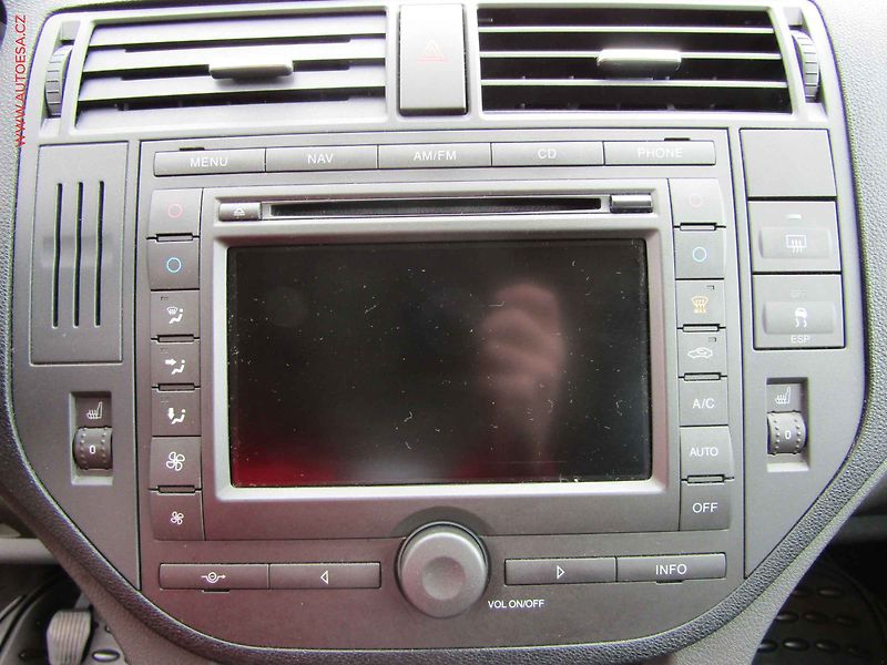 Ford C-MAX (2007) 2.0 TDCi, autoAC - fotka 12 z 15