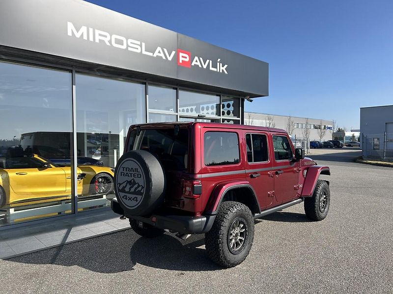 Jeep Wrangler Unlimited Rubicon 392 V8 - fotka 5 z 35