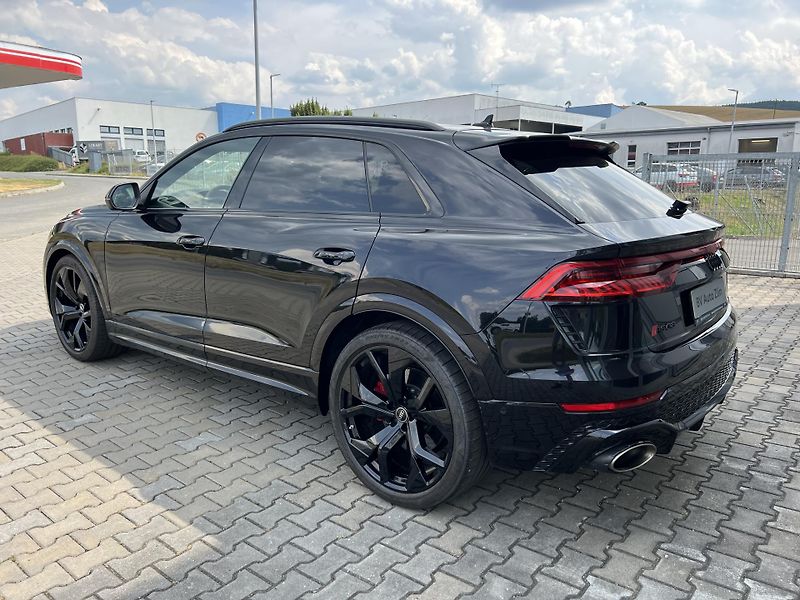 Audi RS Q8 (2021) Audi RS Q8 Full výbava, TOP st - fotka 3 z 39