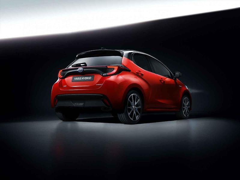 Toyotu Yaris jsme si prohlédli ve starém plynojemu v Amsterdamu.