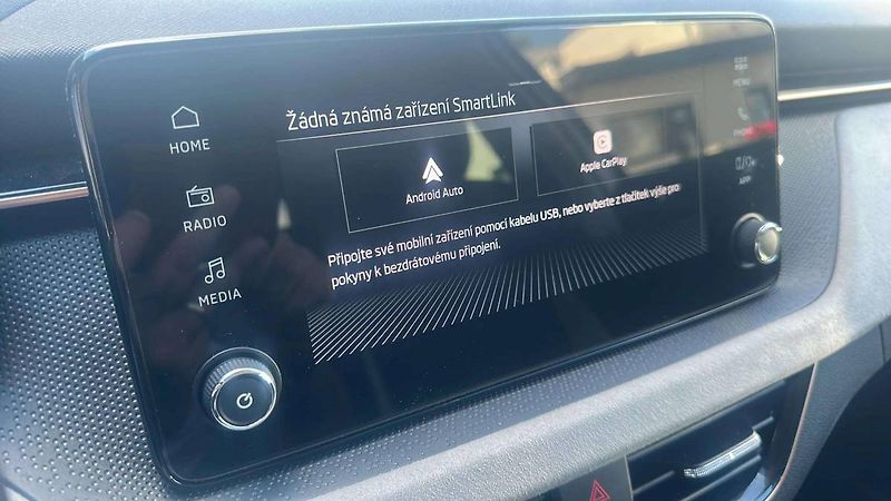 Škoda Kamiq Top Selection 1,0TSI 85kW DSG/ - fotka 15 z 27