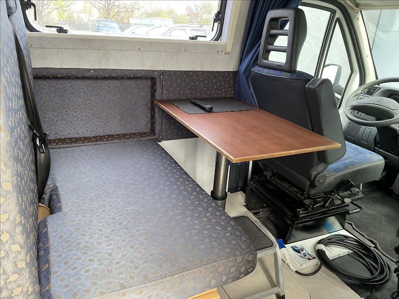 Peugeot Ostatní 2,8 HDI 93KW - fotka 24 z 33