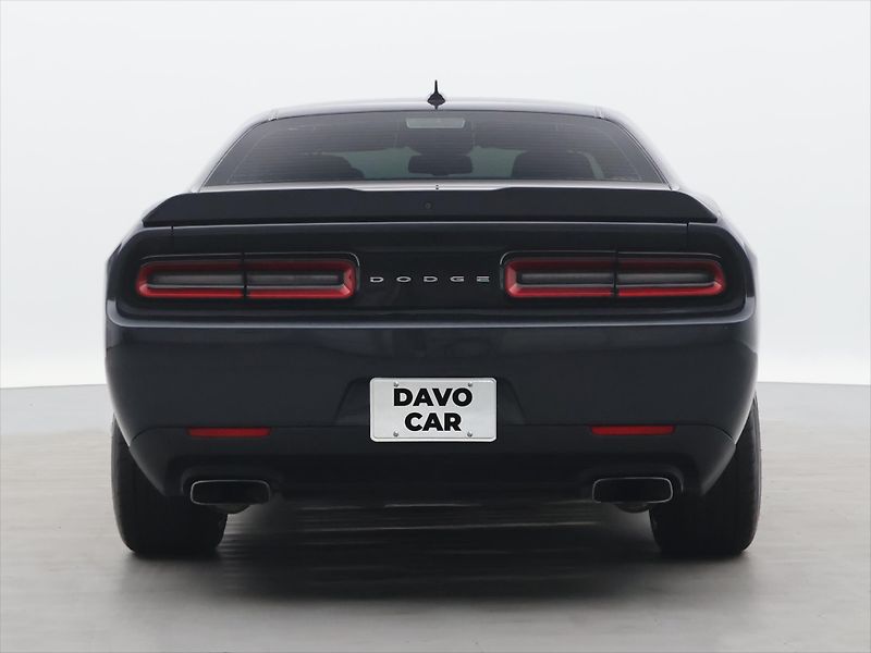 Dodge Challenger R/T 5,7 Hemi V8 280kW Kůže - fotka 6 z 31