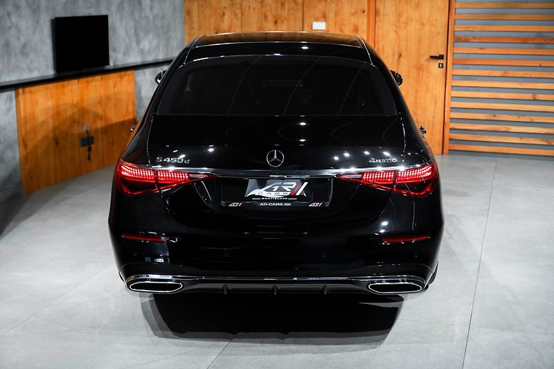 Mercedes-Benz Třídy S d 4MATIC - fotka 26 z 27