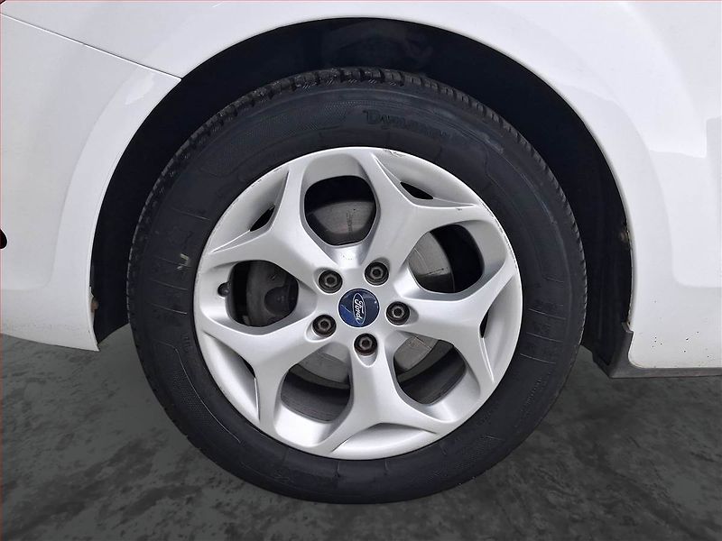 Ford Focus (2010) 1.6 16V, ČR,1.maj, po STK - fotka 14 z 20