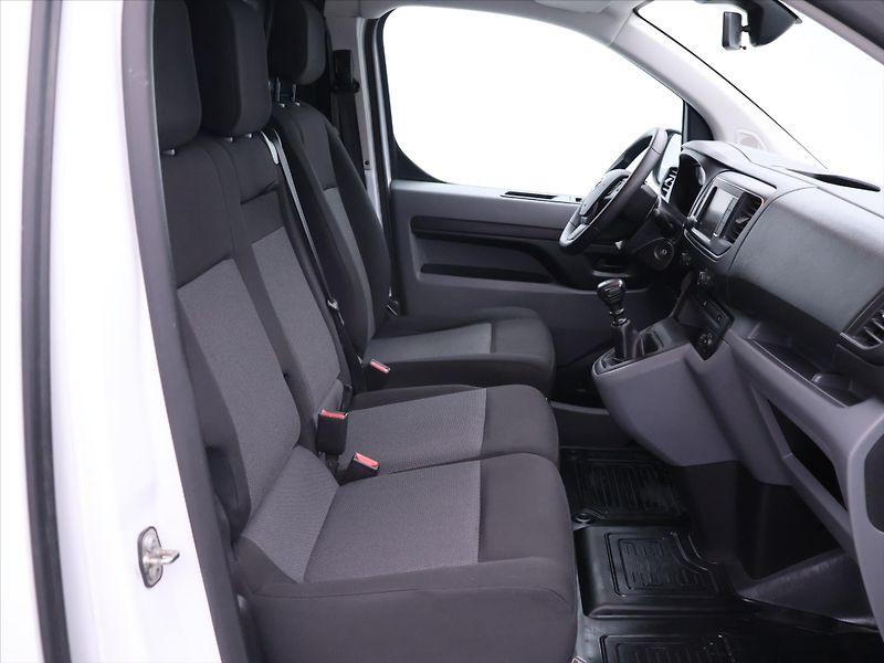 Toyota ProAce 2,0 D-4D 140k CZ Active L2 DPH - fotka 11 z 30
