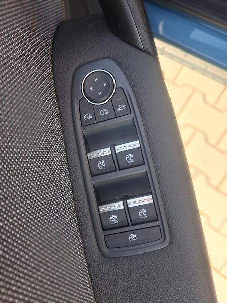 Renault Symbioz (2026) Techno full hybrid E-Tech 160 - fotka 24 z 38