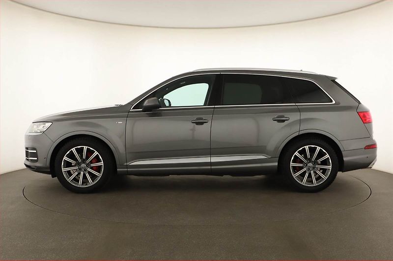 Audi Q7 (2017) S-Line 3.0 TDI - fotka 3 z 20