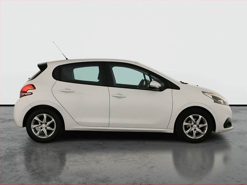 Peugeot 208 (2015) 1.2 PureTech, Automat - fotka 6 z 15