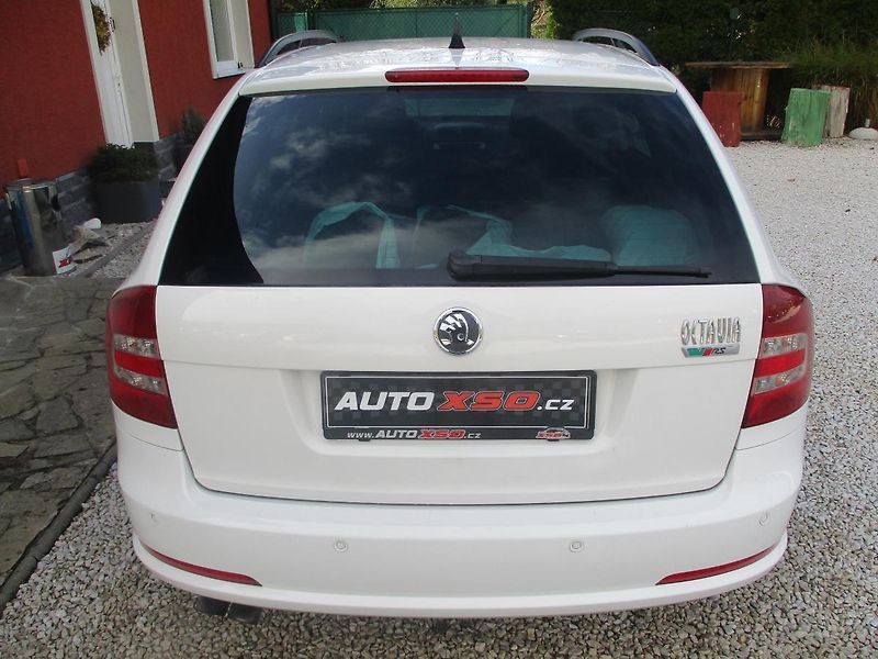Škoda Octavia 2.0 TFSi RS +SADA KOL - fotka 4 z 35