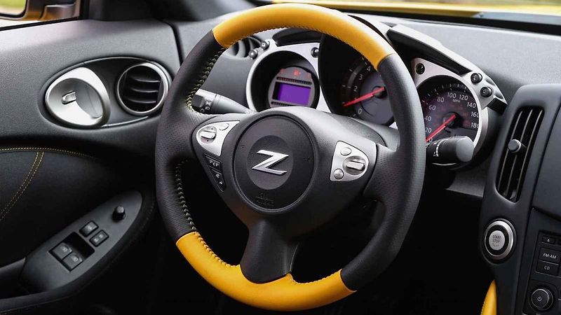 Nissan 370Z.