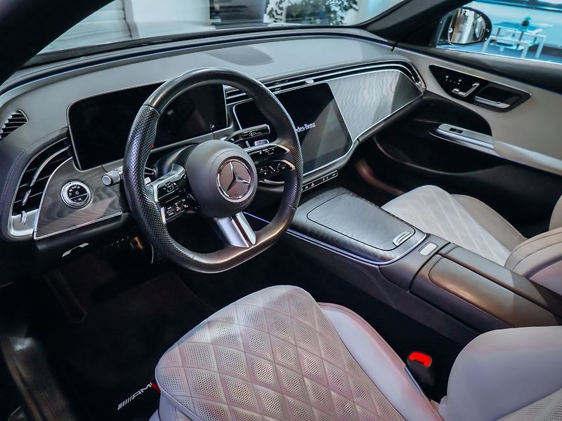 Mercedes-Benz Třídy E E 450 4MATIC 280 kW AMG - fotka 11 z 38