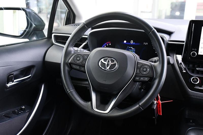 Toyota Corolla 1.5VVT-i 1M 2xKOLA  - fotka 6 z 36