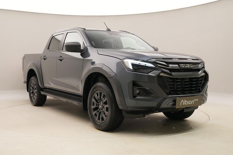 Isuzu D-Max (2026) Double Cab 2,2 V-Cross 4x4 AUT - fotka 7 z 27