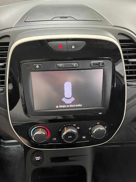 Renault Captur 1.2 TCe ČR 1.MAJ.NAVI  - fotka 23 z 25