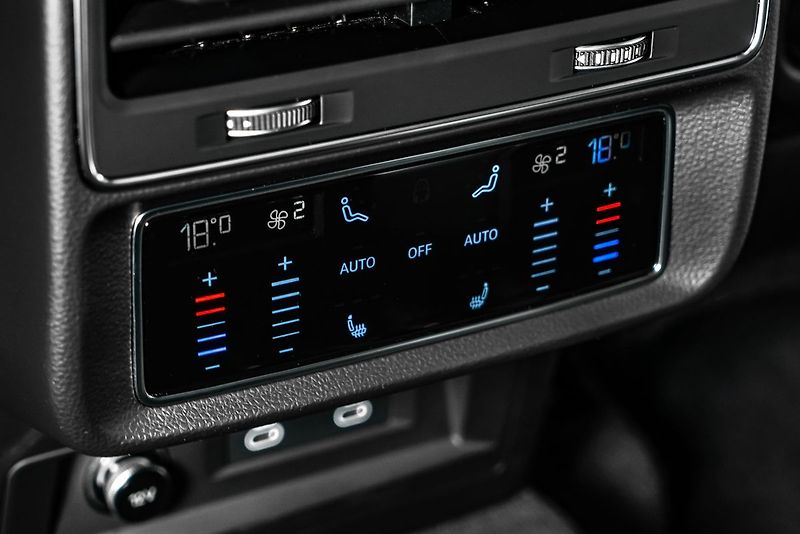 Audi Q8 - fotka 19 z 23