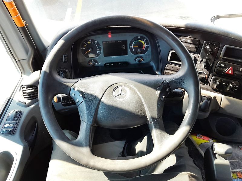 Mercedes-Benz Actros MP3 3336 AK 6x6 - fotka 33 z 42