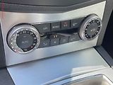 Mercedes-Benz Třídy C (2007) 3.0i 280, AC, temo, bixenon - náhled 13