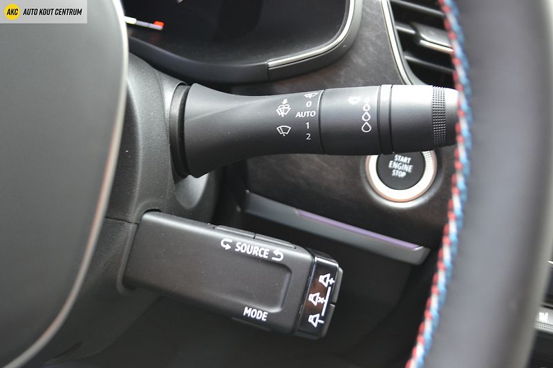 Renault Arkana ESPRIT ALPINE MHEV 140 EDC - fotka 46 z 54