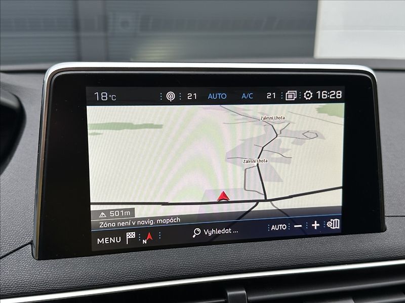 Peugeot 3008 1,5 BlueHDI 130PS  Active - fotka 35 z 55